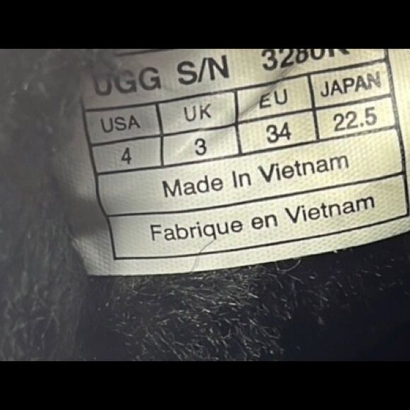 Ugg Bailey Boots With Bow​​​ - Picture 11 of 11